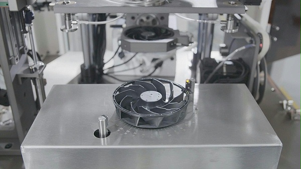 XH-FAN02 风扇扇叶自动点胶平衡机-测试工位  XH-FAN02 风扇扇叶自动点胶平衡机-测试工位